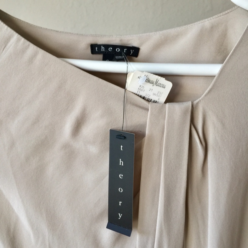 Closet Clear Out!⚡️THEORY Silk Top - Picture 4 of 7
